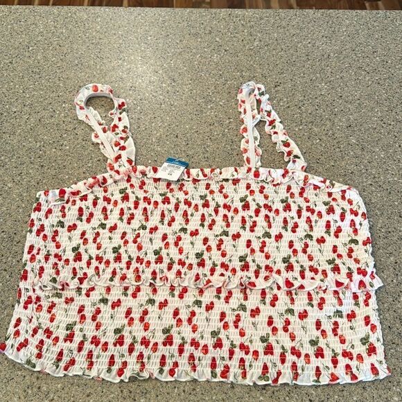 RUE21 Smocked Cherry Print Top *NEW* - Picture 2 of 11